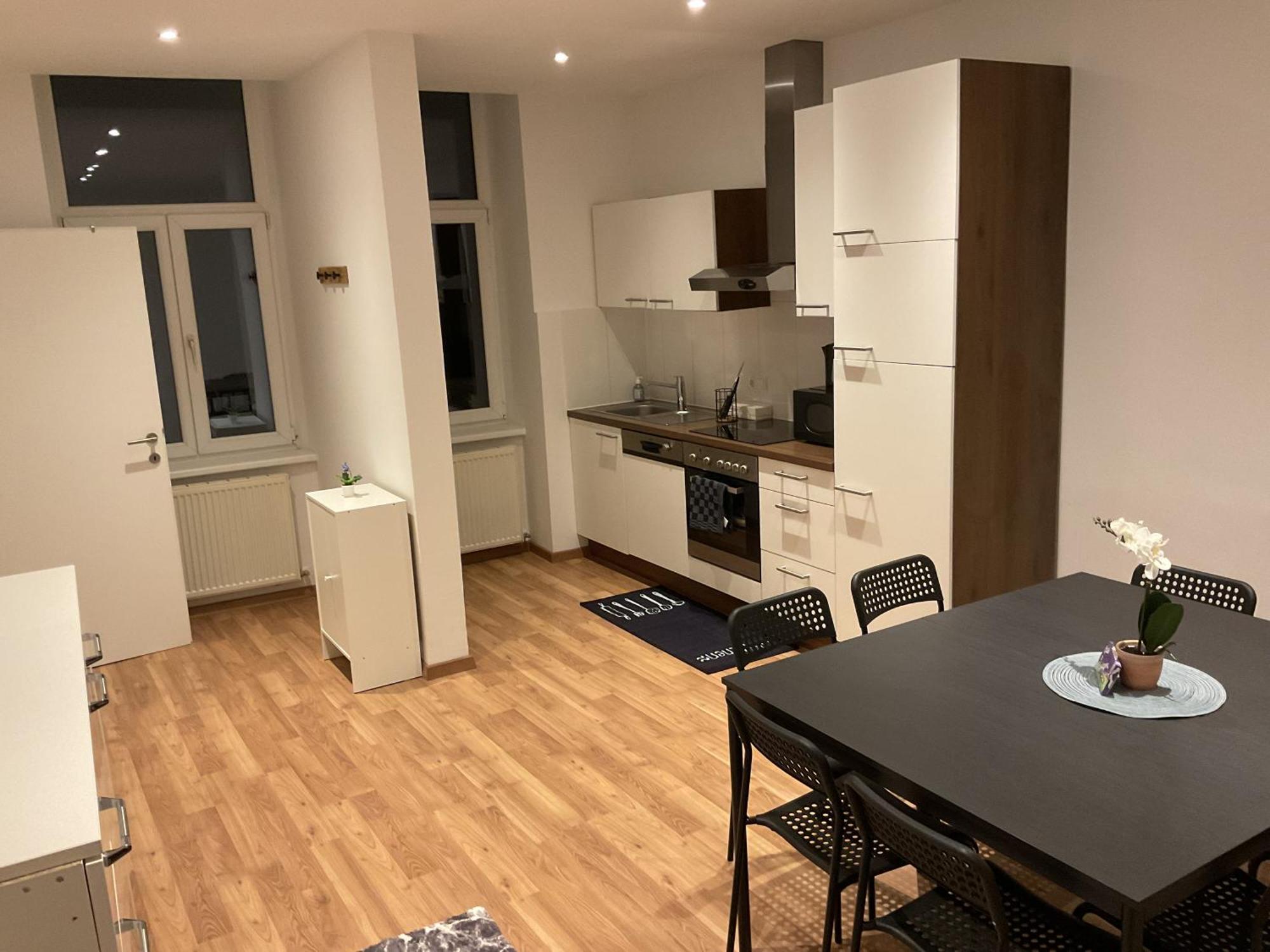 Apartment Palace *